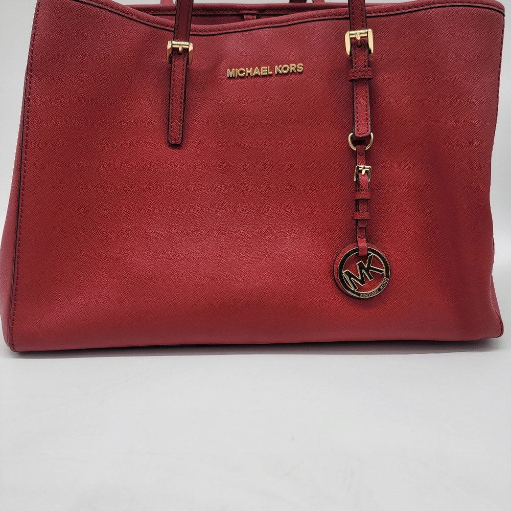 Michael Kors  preloved hand bag